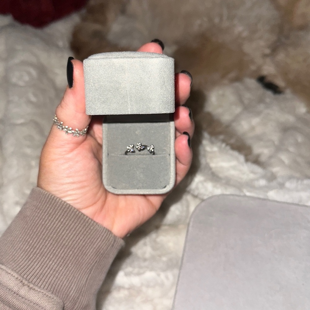 Butterfly ring - Picture 2 of 3